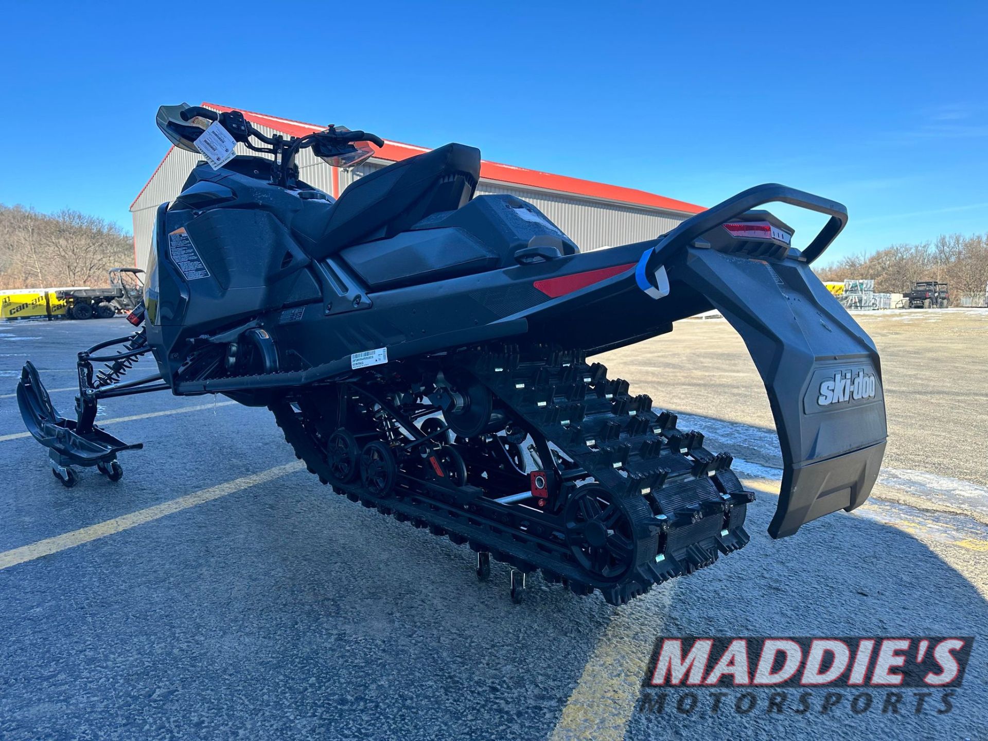 2024 Ski-Doo MXZ X-RS 129 850 E-TEC ES w/ Smart-Shox Ice Ripper XT 1.5 in Dansville, New York - Photo 4