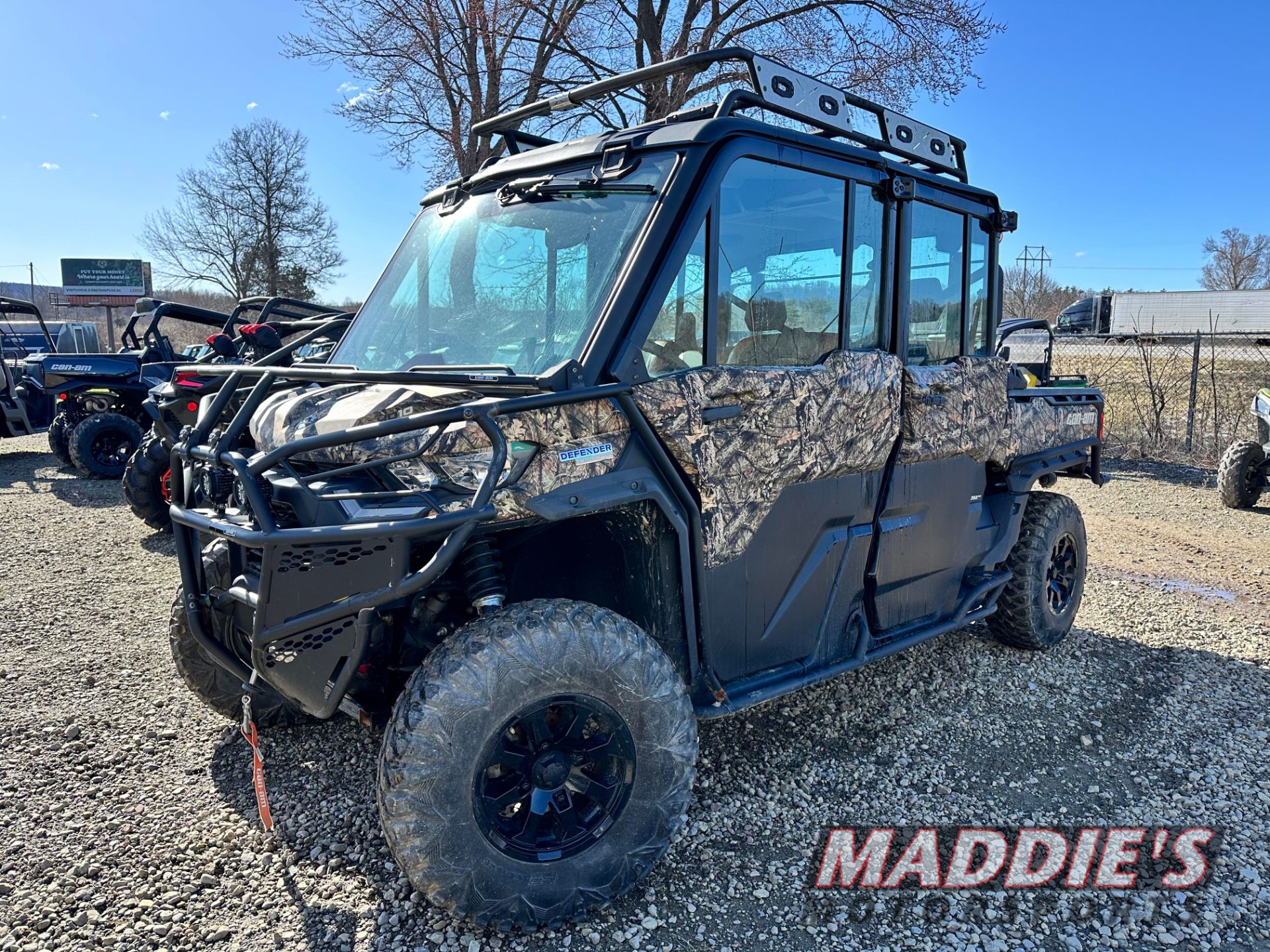 2022 Can-Am Defender Max Limited CAB HD10 in Dansville, New York - Photo 1