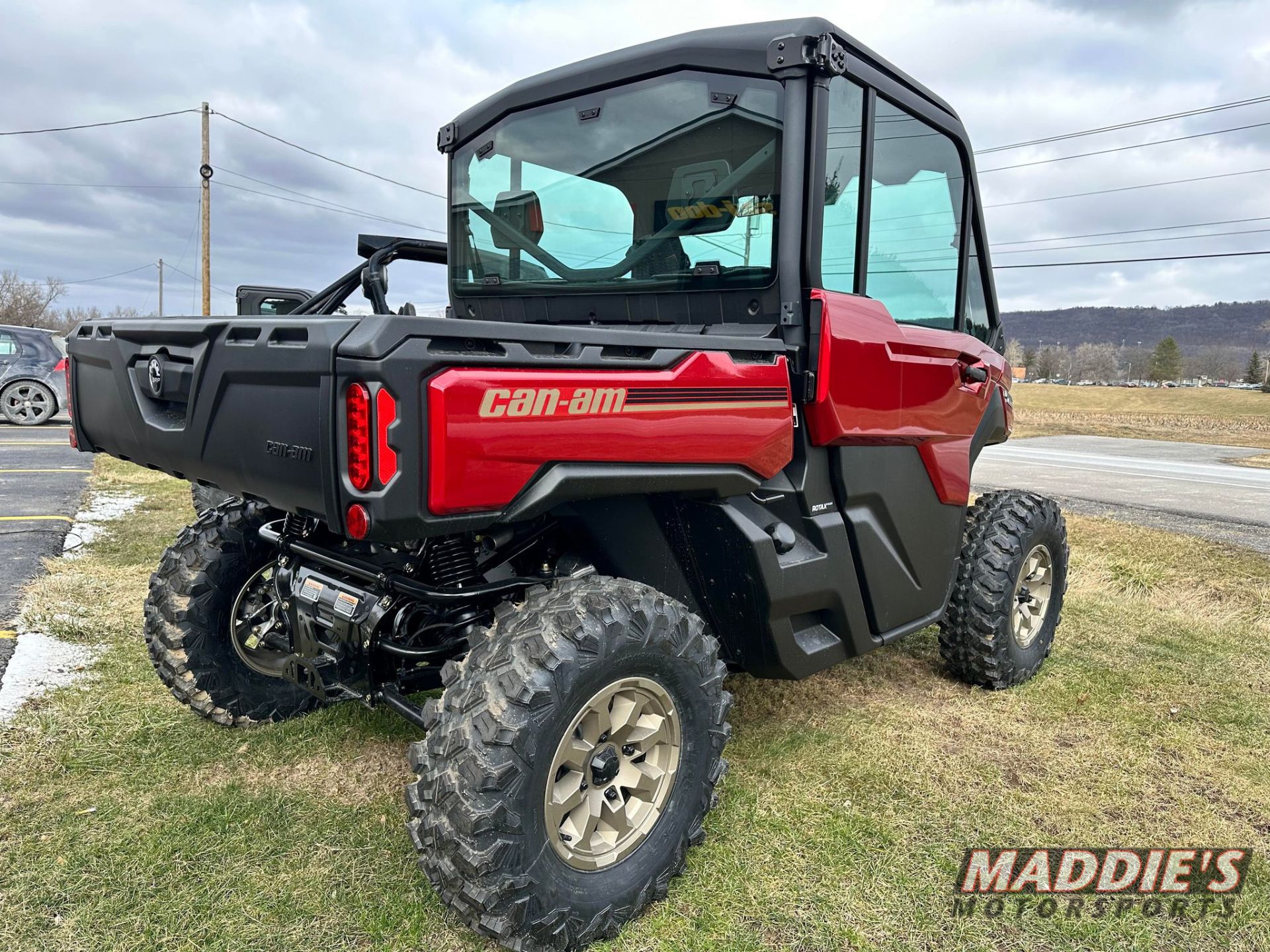 2024 Can-Am Defender Limited in Dansville, New York - Photo 6