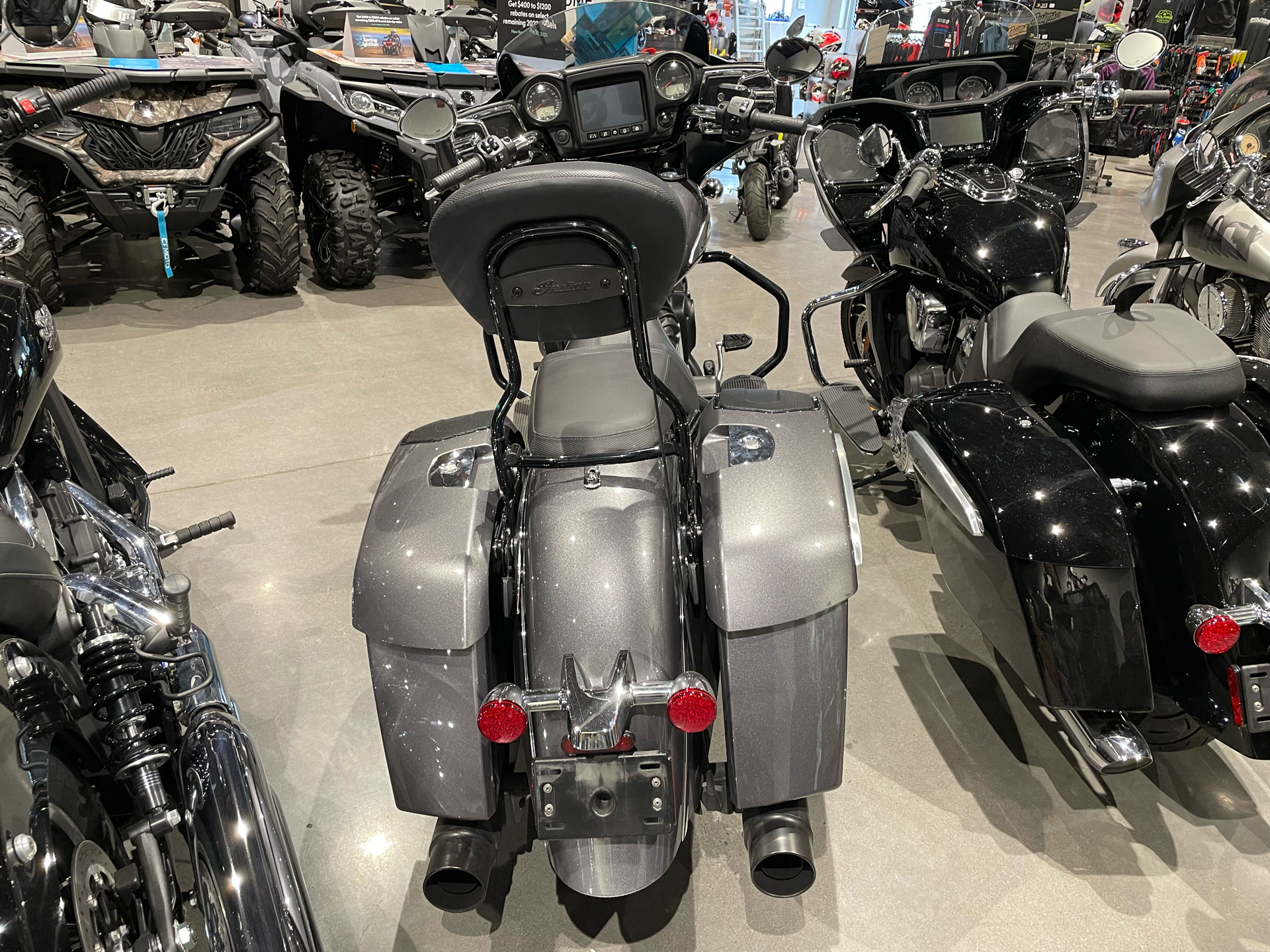 2019 Indian Motorcycle Chieftain® ABS in Farmington, New York - Photo 3
