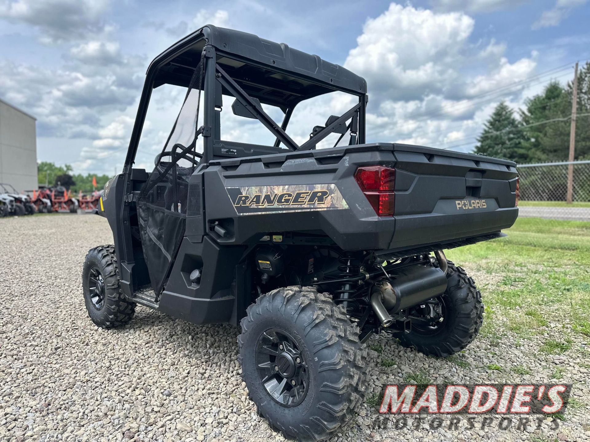 2025 Polaris Ranger 1000 Premium in Farmington, New York - Photo 4