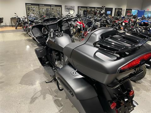2023 Indian Motorcycle Pursuit® Dark Horse® with Premium Package in Farmington, New York - Photo 4