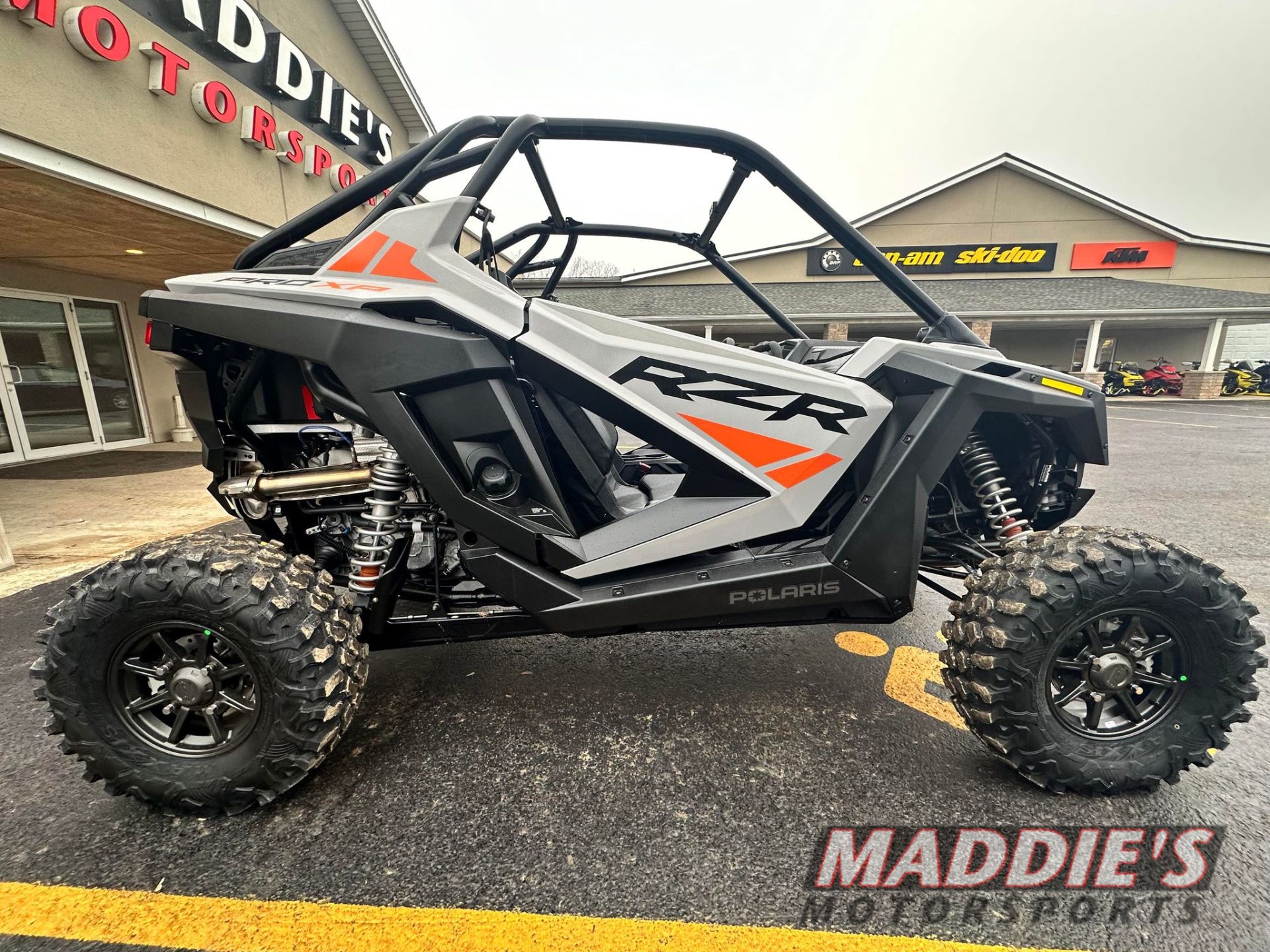 2024 Polaris RZR Pro XP Sport in Farmington, New York - Photo 7