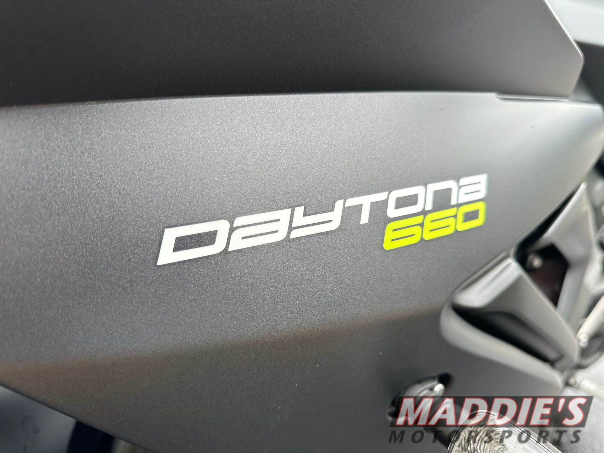2025 Triumph Daytona 660 in Farmington, New York - Photo 2