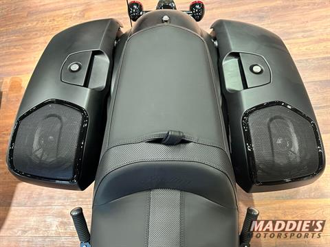 2024 Indian Motorcycle Chieftain® Dark Horse® with PowerBand Audio Package in Farmington, New York - Photo 13