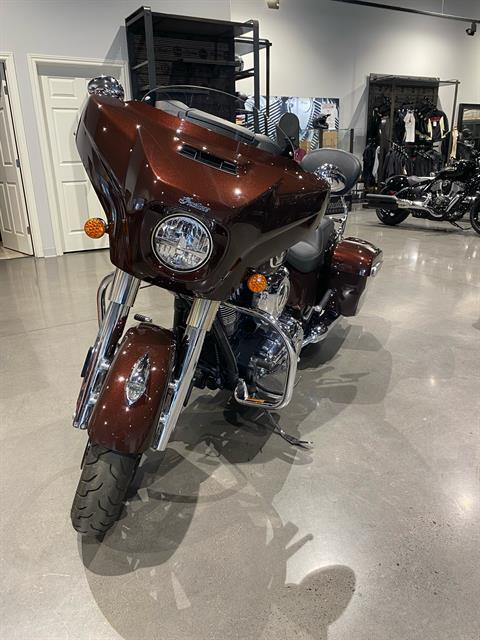 2019 Indian Chieftain® Limited ABS in Farmington, New York - Photo 2