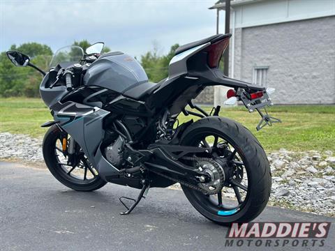 2023 CFMOTO 300SS in Farmington, New York - Photo 3