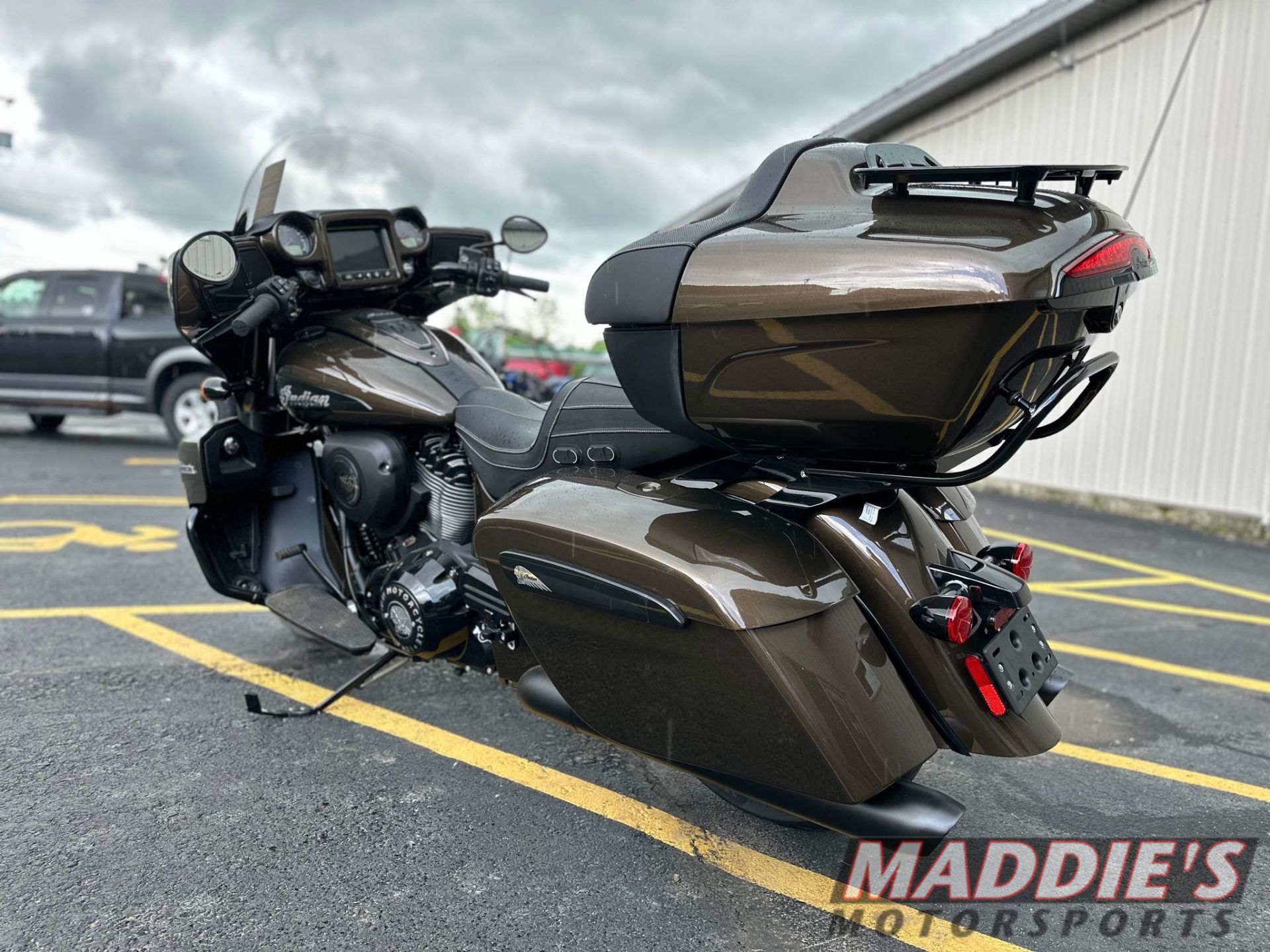 2023 Indian Motorcycle Roadmaster® Dark Horse® in Farmington, New York - Photo 4