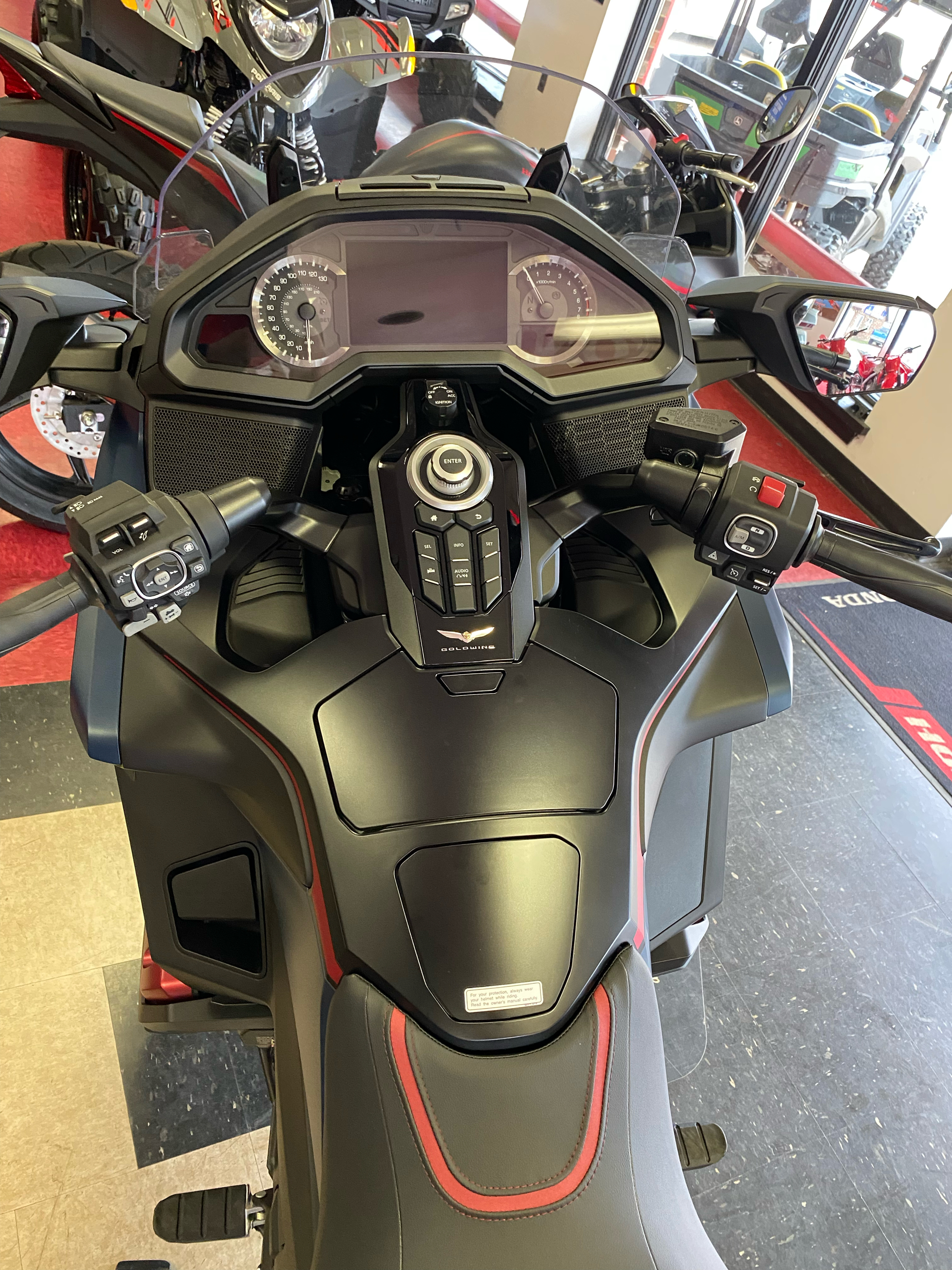 2022 Honda Gold Wing Automatic DCT in Gallipolis, Ohio - Photo 5