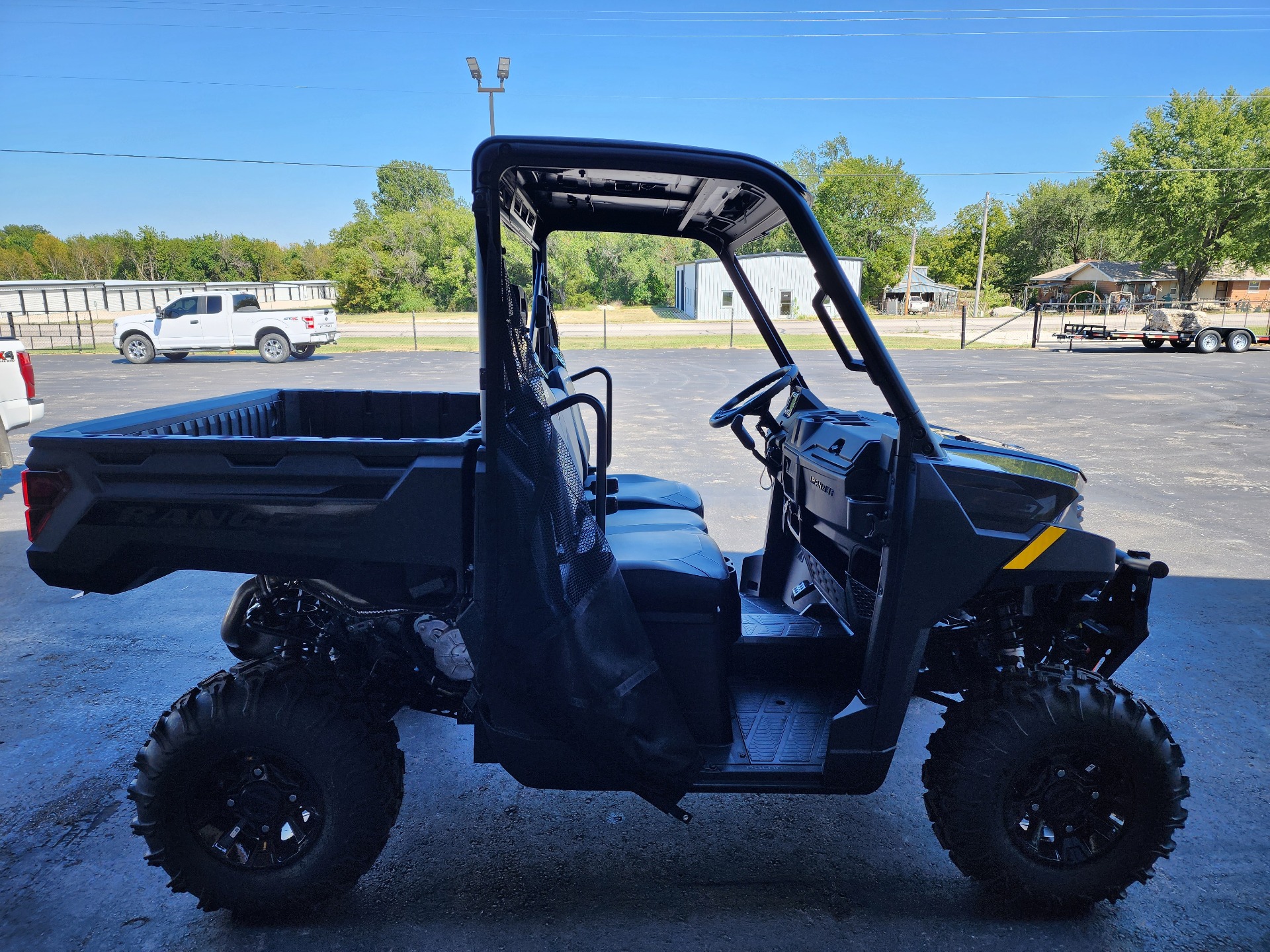 2025 Polaris Ranger 1000 Premium in Chanute, Kansas - Photo 4