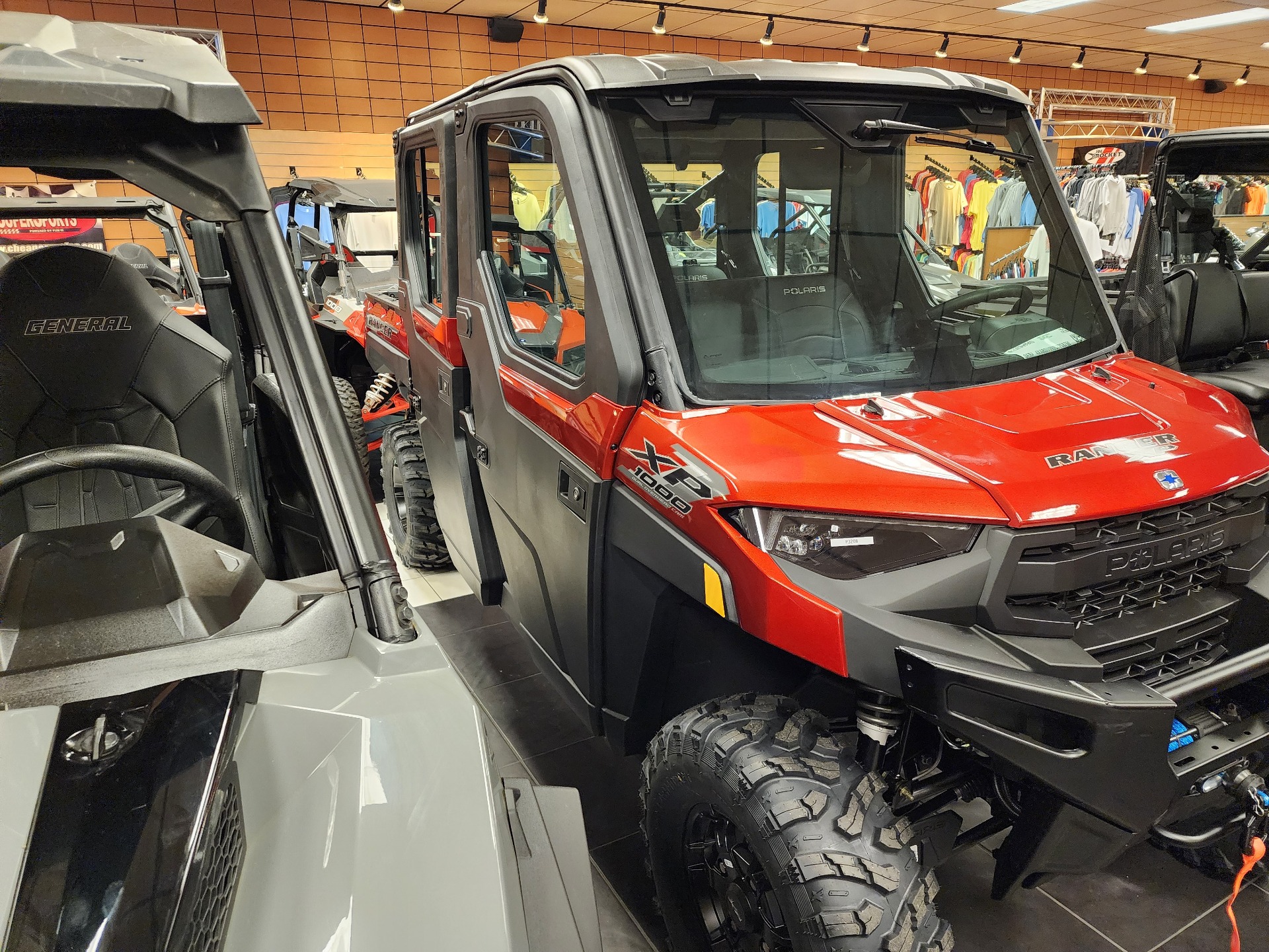 2025 Polaris Ranger Crew XP 1000 NorthStar Edition Premium with Fixed Windshield in Chanute, Kansas - Photo 3