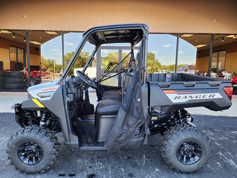 2025 Polaris Ranger 1000 Premium in Chanute, Kansas - Photo 2