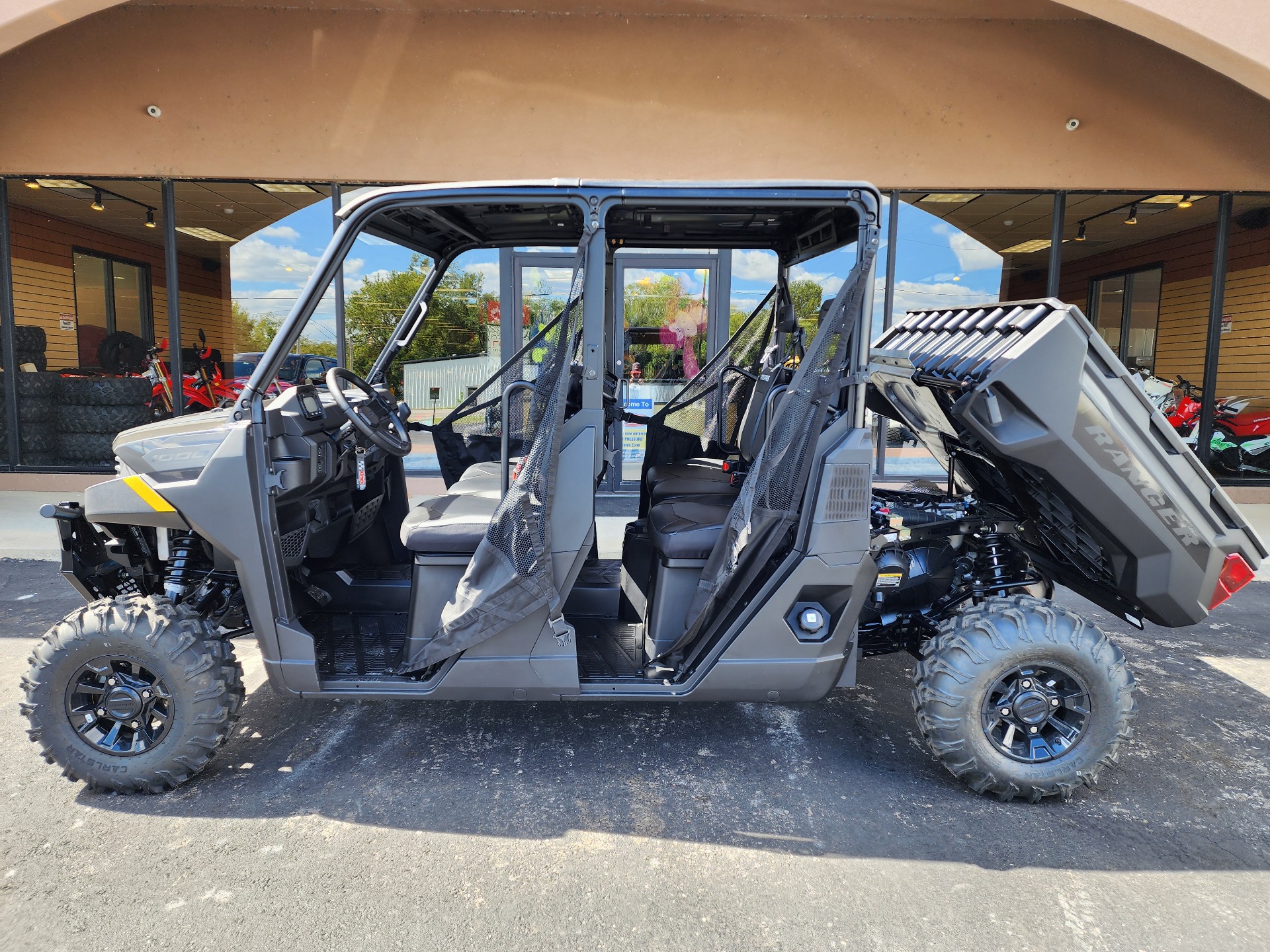 2025 Polaris Ranger Crew 1000 Premium in Chanute, Kansas - Photo 4