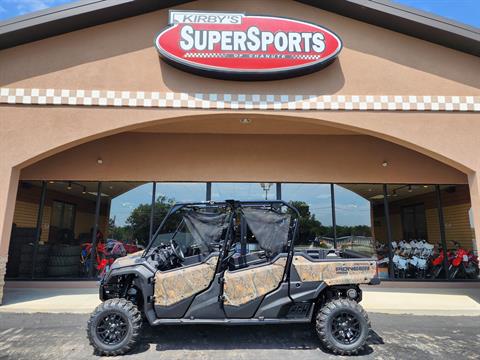 2023 Honda Pioneer 1000-6 Deluxe Crew in Chanute, Kansas - Photo 1