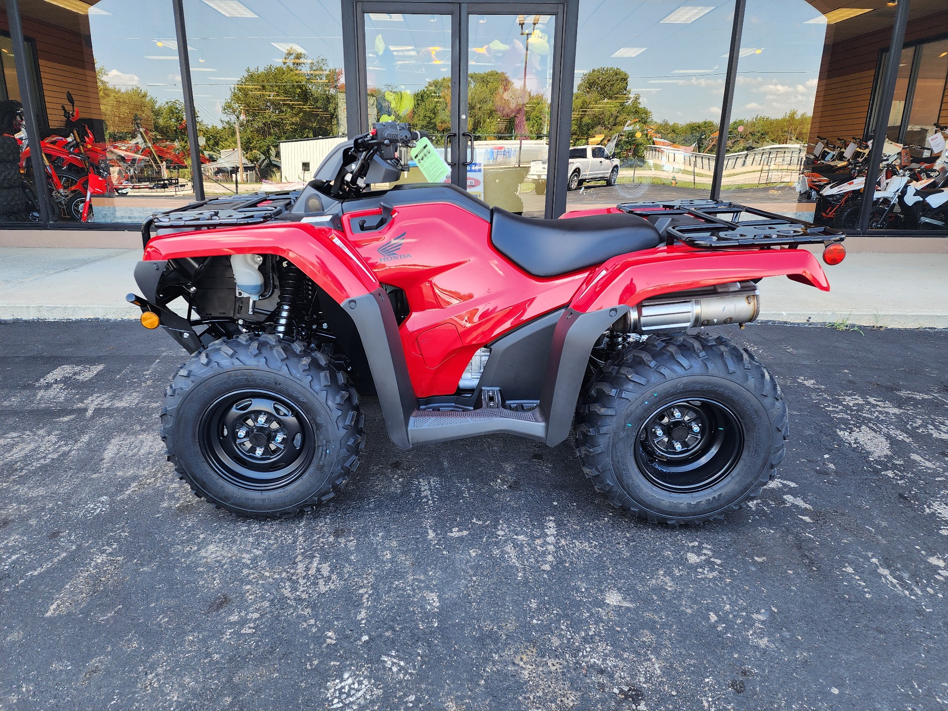 2025 Honda FourTrax Rancher 4x4 in Chanute, Kansas - Photo 2