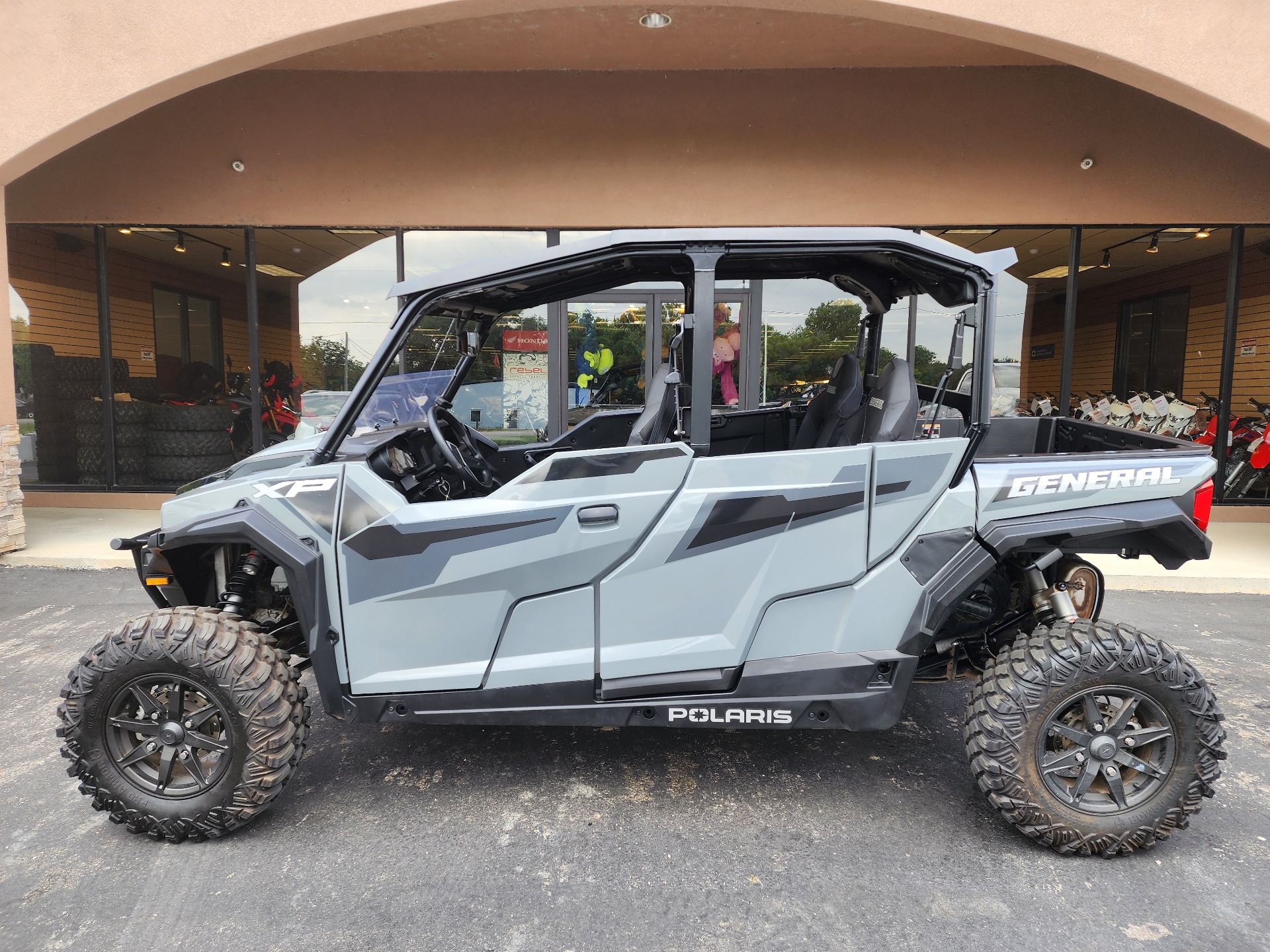 2023 Polaris General XP 4 1000 Ultimate in Chanute, Kansas - Photo 2