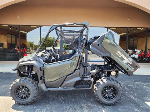 2024 Honda Pioneer 1000 Deluxe in Chanute, Kansas - Photo 3