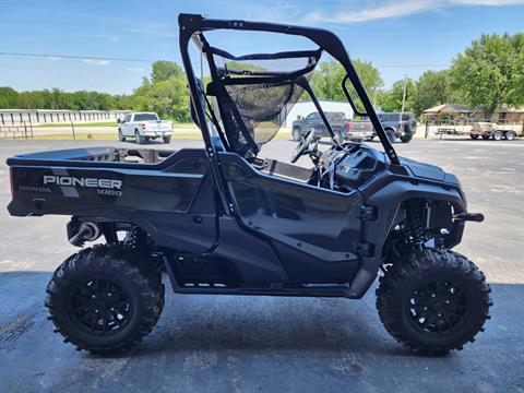 2024 Honda Pioneer 1000 Deluxe in Chanute, Kansas - Photo 5