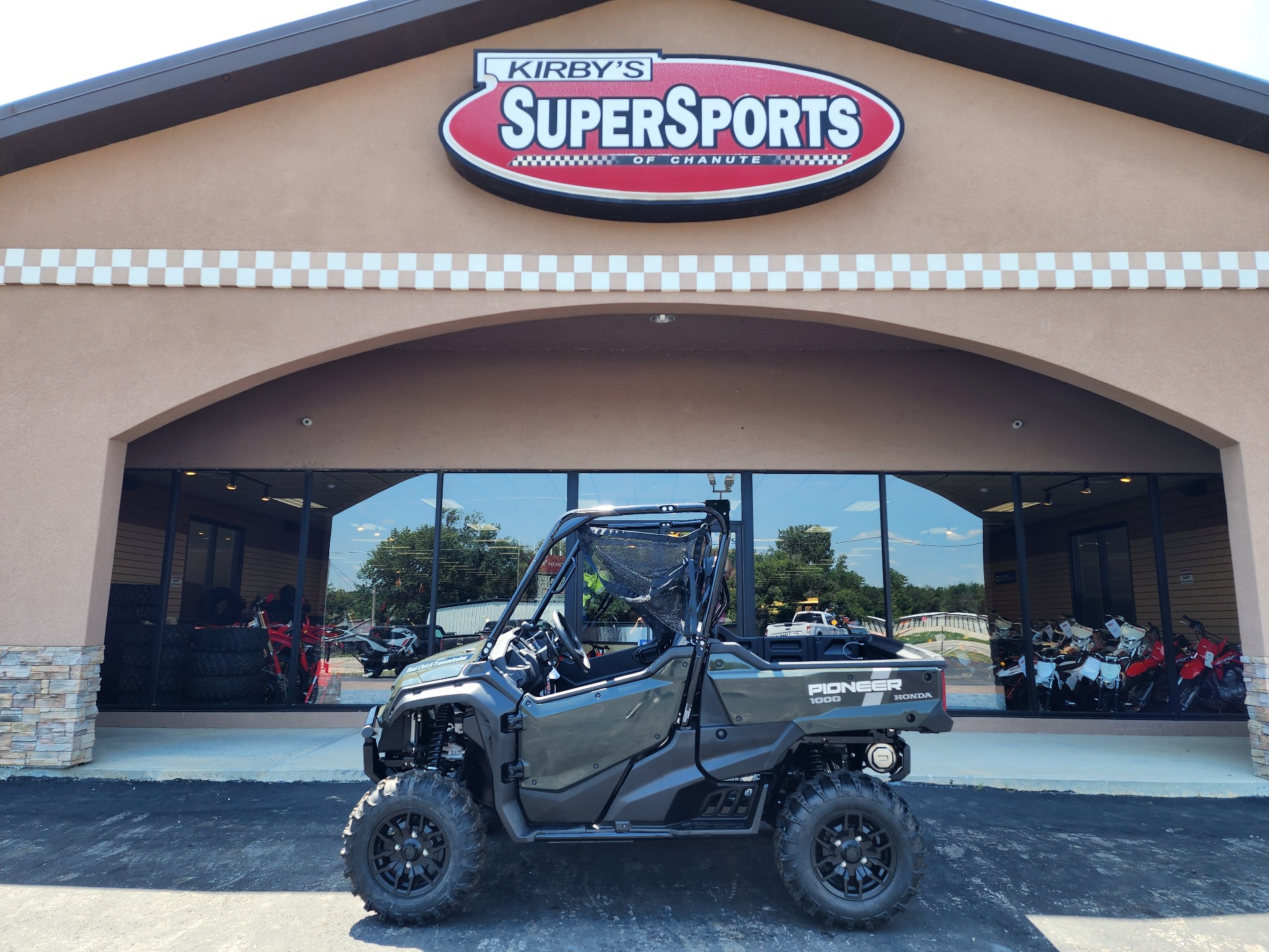 2024 Honda Pioneer 1000 Deluxe in Chanute, Kansas - Photo 1