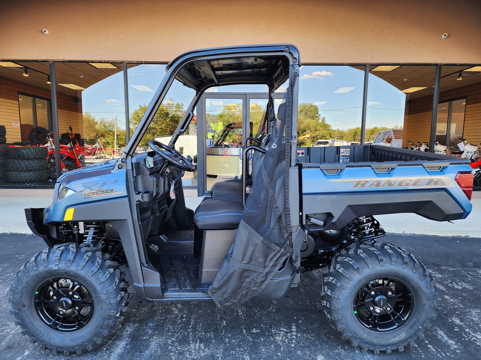 2025 Polaris Ranger XP 1000 Premium in Chanute, Kansas - Photo 5