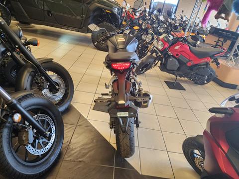 2023 Honda CB300R ABS in Chanute, Kansas - Photo 4