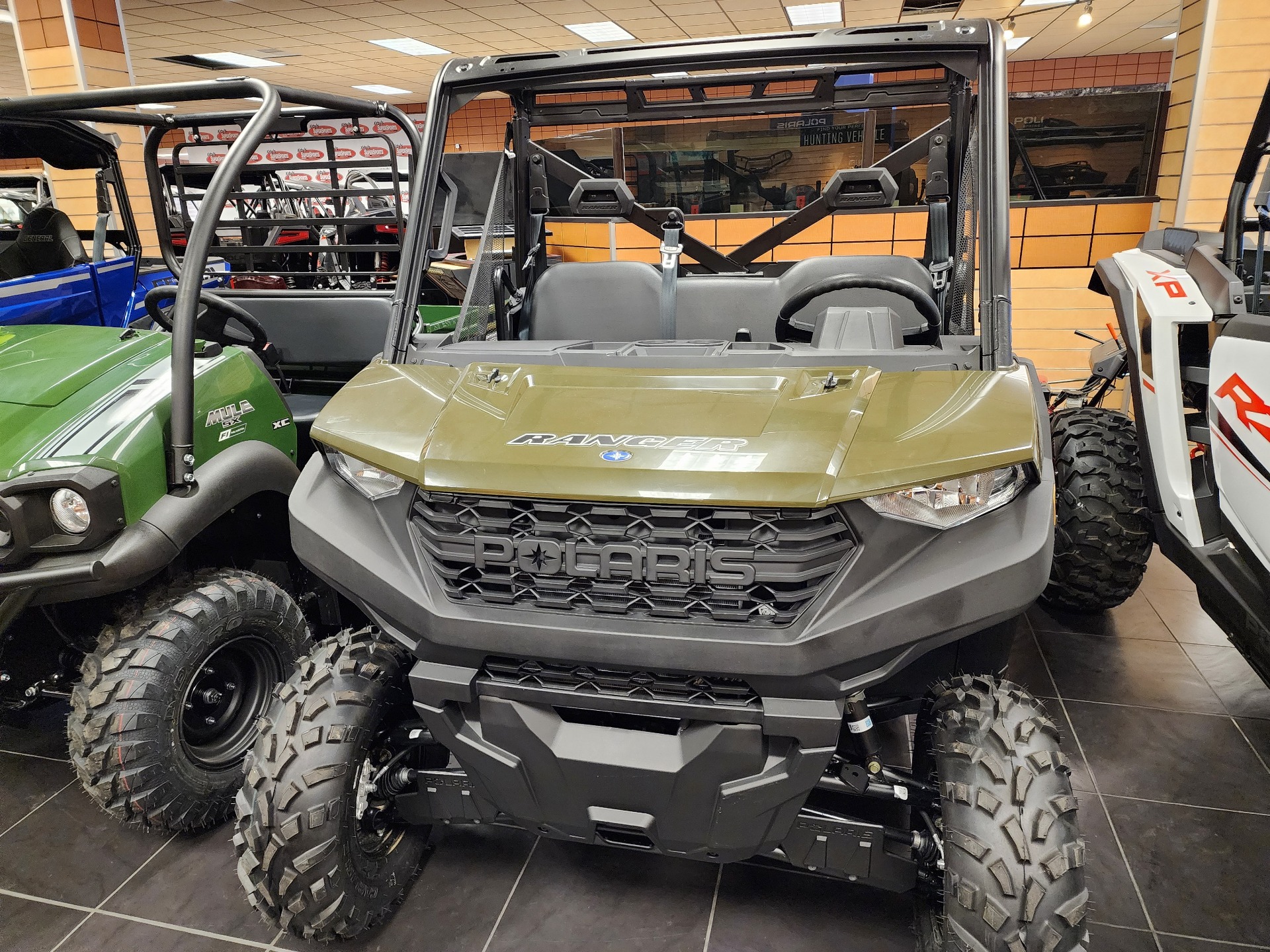 2025 Polaris Ranger 1000 EPS in Chanute, Kansas - Photo 2