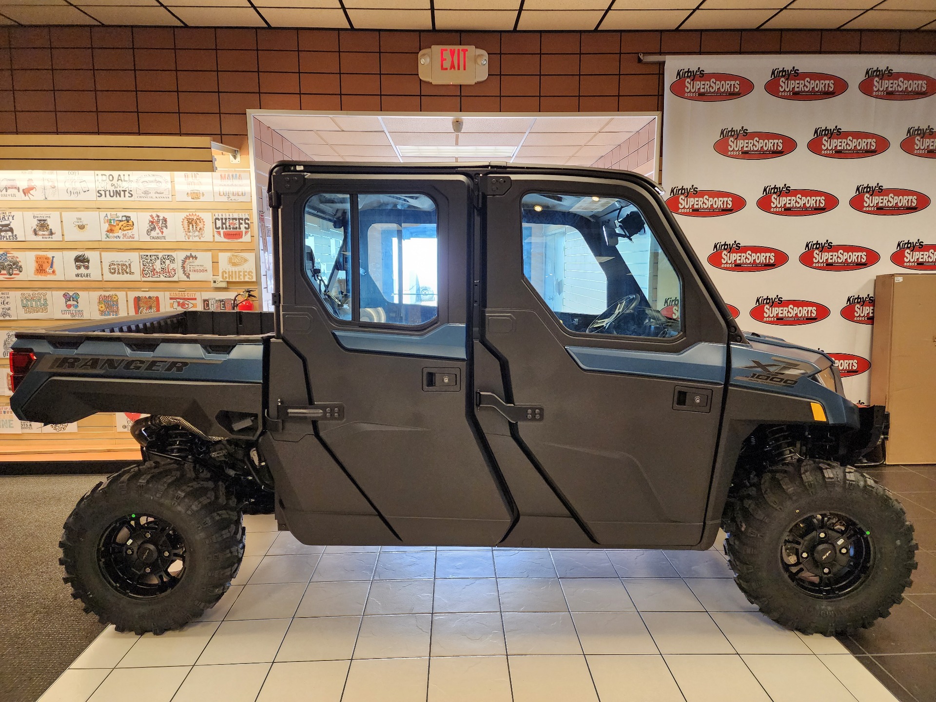 2025 Polaris Ranger Crew XP 1000 NorthStar Edition Premium with Fixed Windshield in Chanute, Kansas - Photo 3