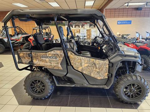 2021 Honda Pioneer 1000-5 Deluxe in Chanute, Kansas - Photo 1