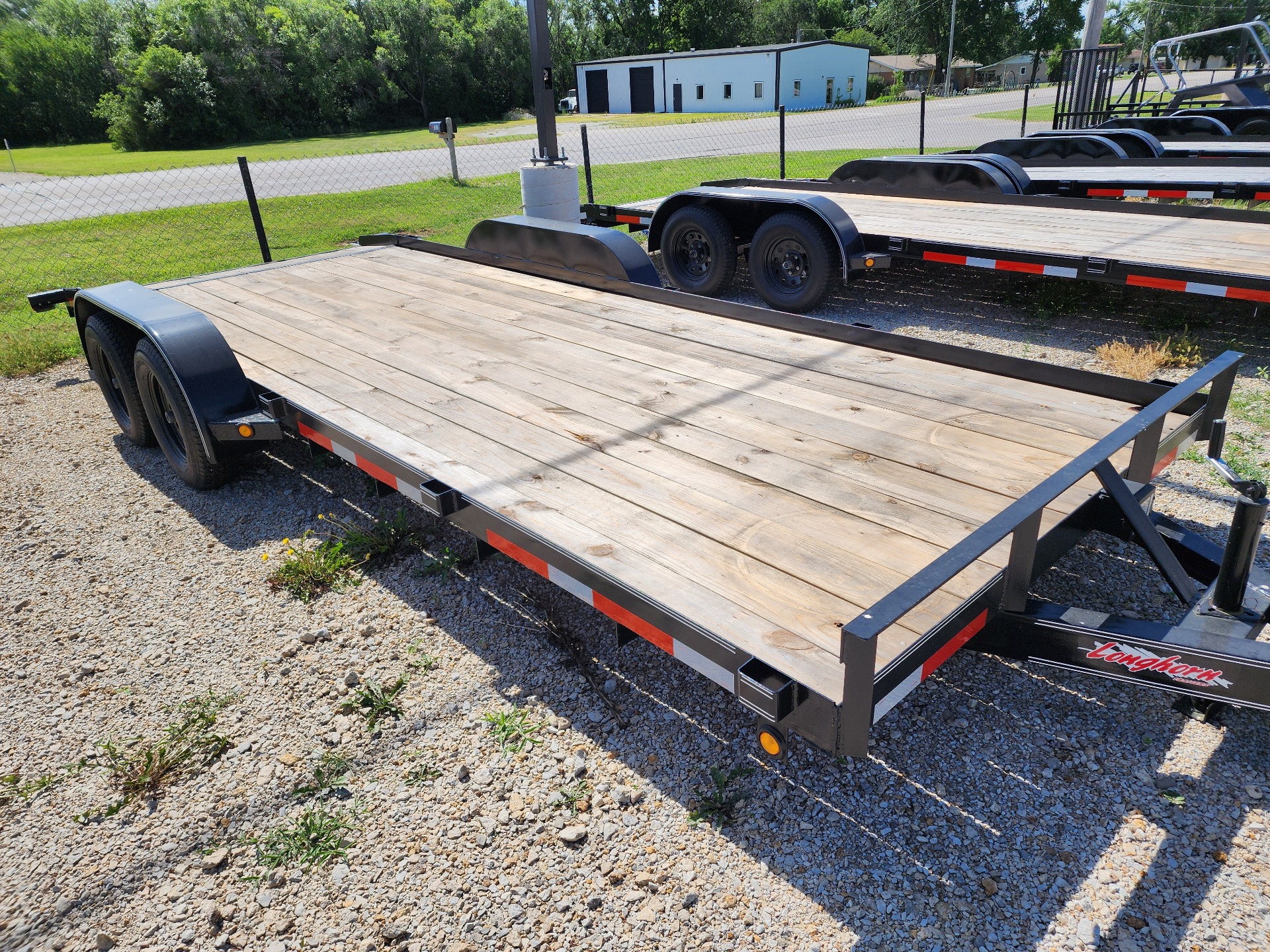 2024 LONGHORN 20' CAR HAULER DOVETAIL in Chanute, Kansas - Photo 5