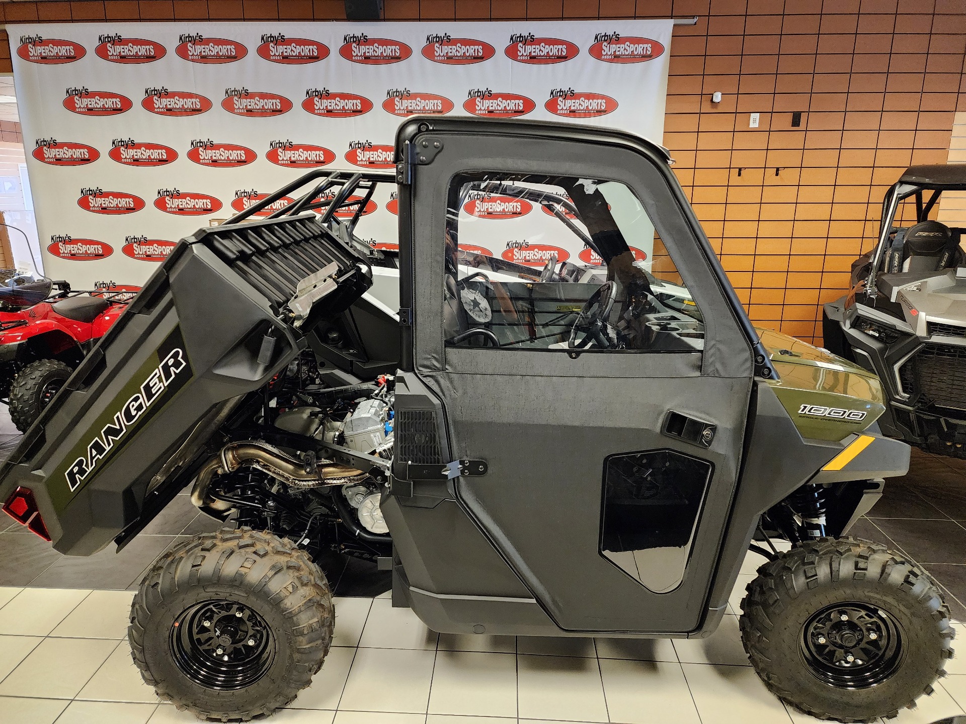 2025 Polaris Ranger 1000 in Chanute, Kansas - Photo 8