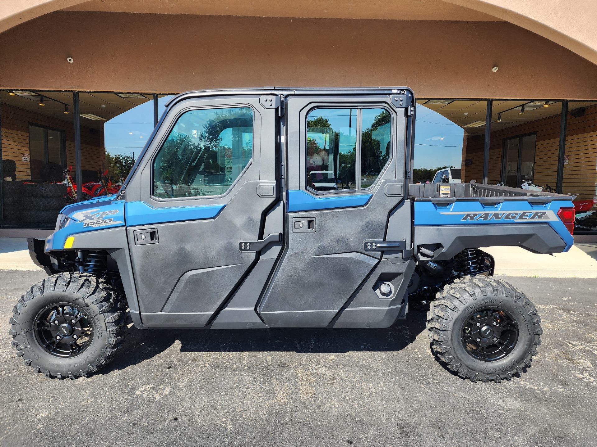 2025 Polaris Ranger Crew XP 1000 NorthStar Edition Ultimate in Chanute, Kansas - Photo 2