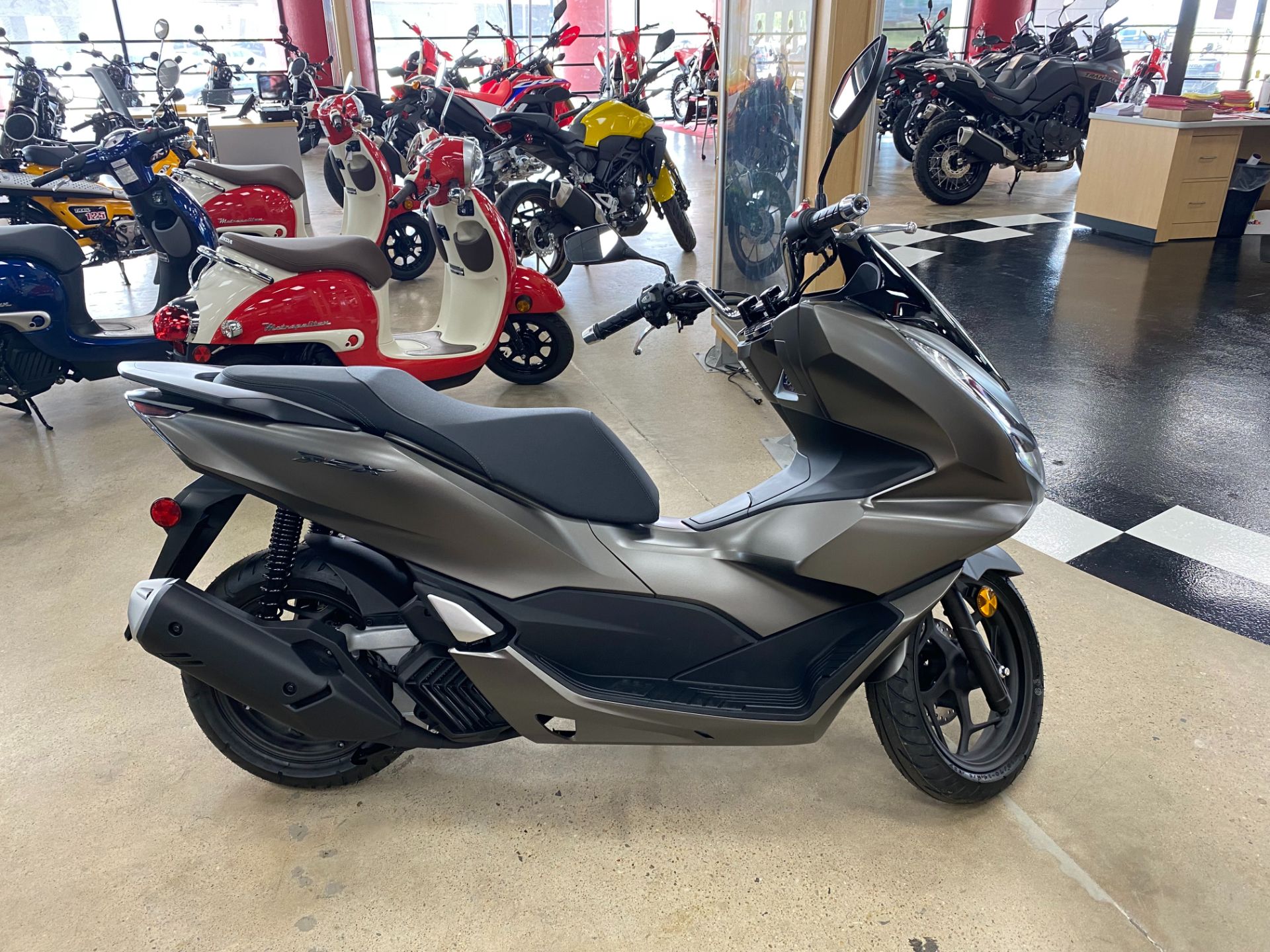 2024 Honda PCX in Wichita, Kansas - Photo 1