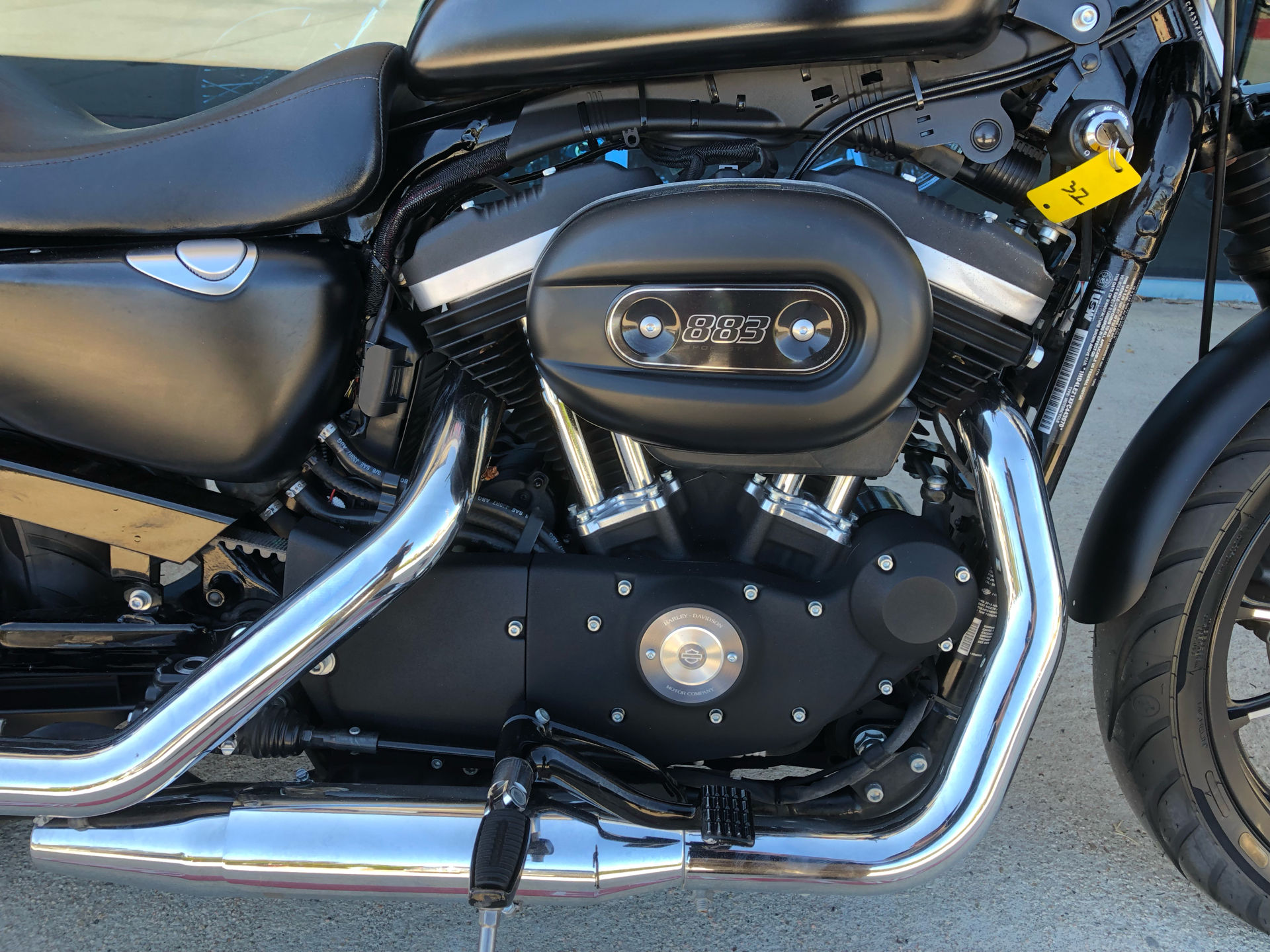 2015 Harley-Davidson Iron 883™ in Temecula, California - Photo 5