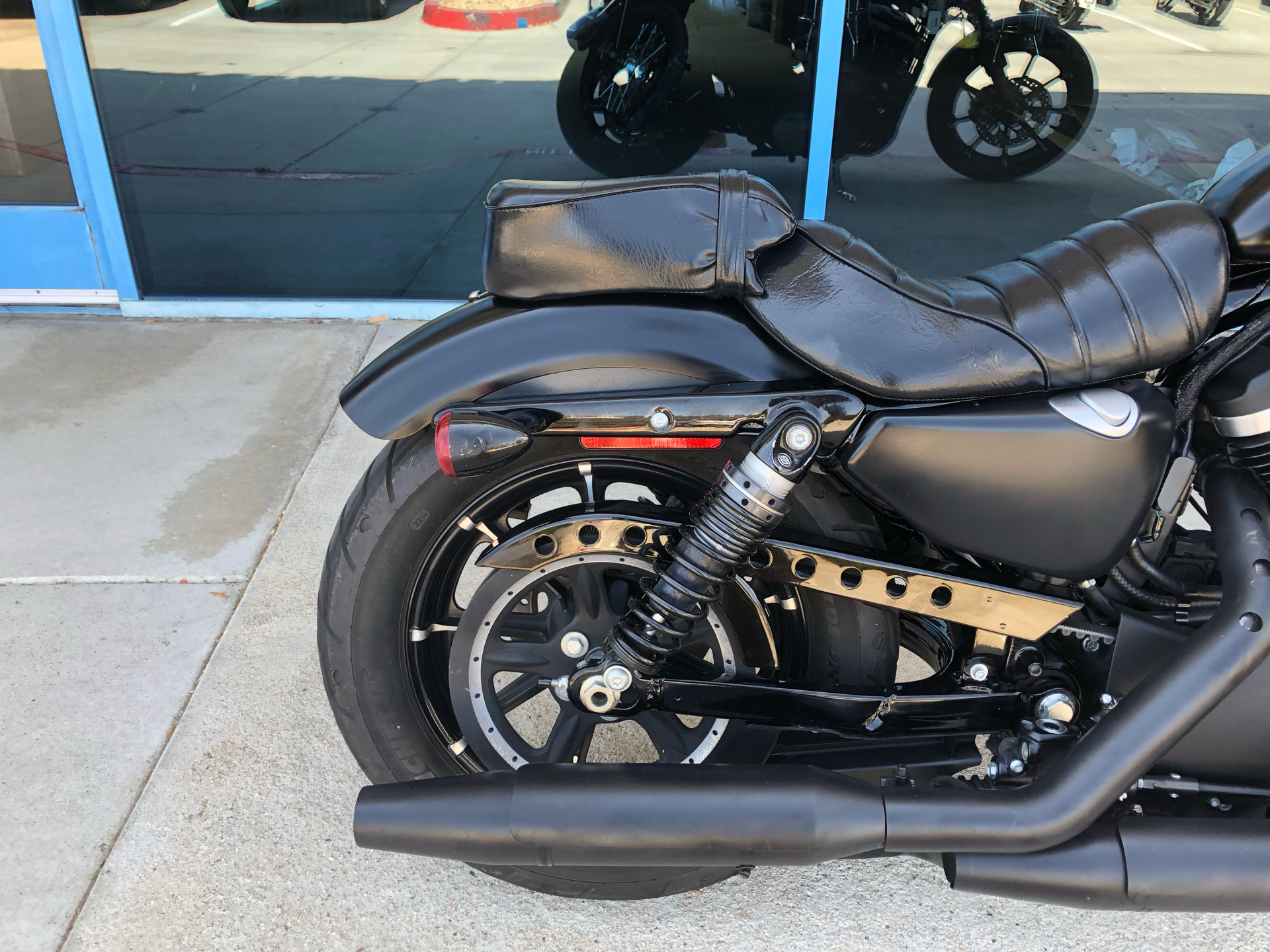 2019 Harley-Davidson Iron 883™ in Temecula, California - Photo 7