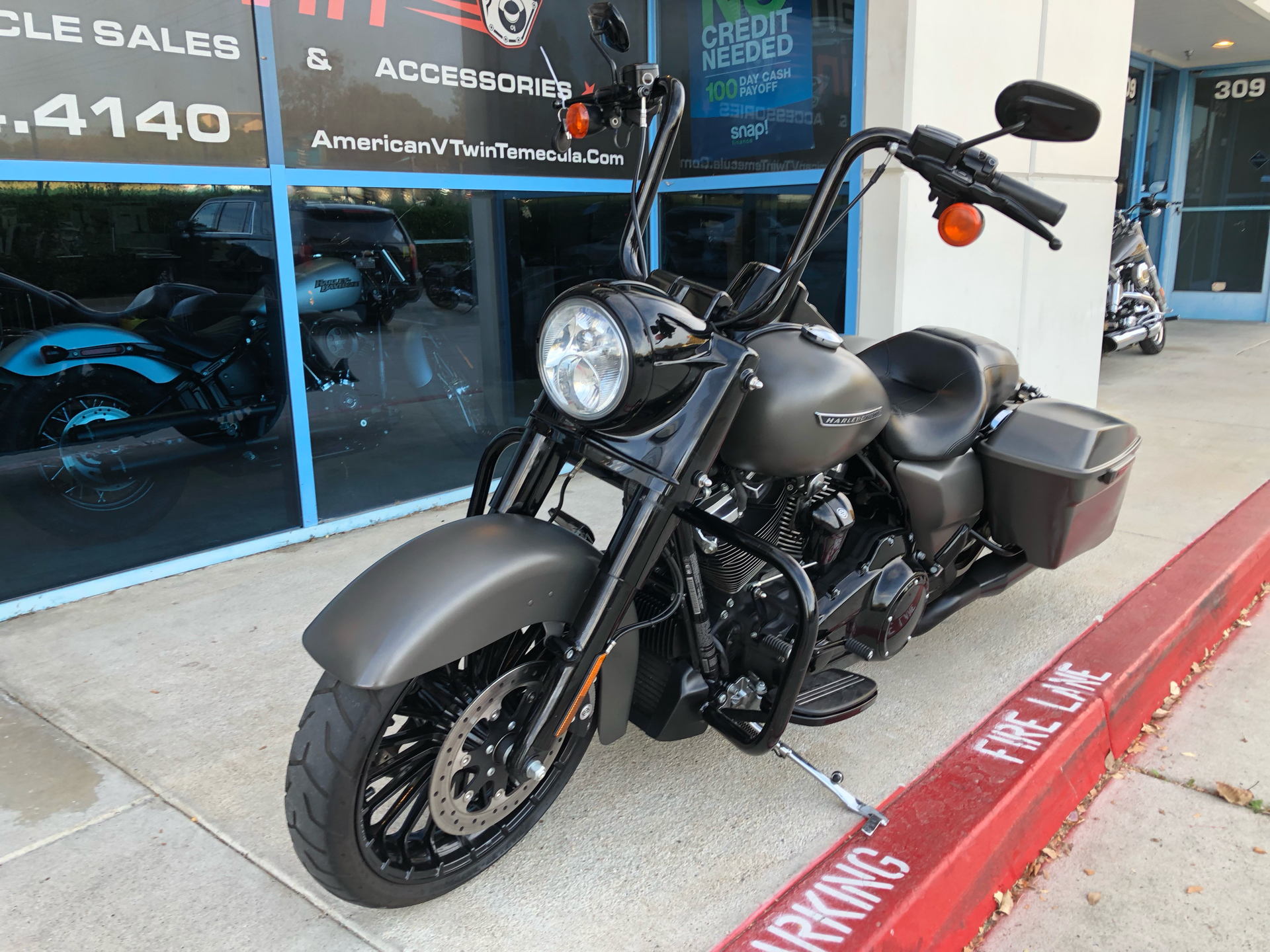 2018 Harley-Davidson Road King® Special in Temecula, California - Photo 13