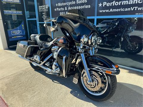 2001 Harley-Davidson FLHTC/FLHTCI Electra Glide® Classic in Temecula, California - Photo 2