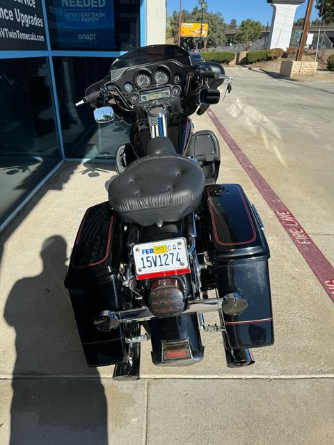 2001 Harley-Davidson FLHTC/FLHTCI Electra Glide® Classic in Temecula, California - Photo 7