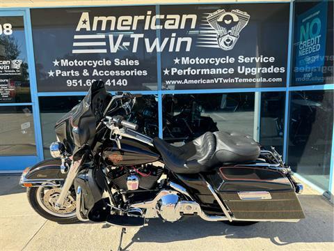 2001 Harley-Davidson FLHTC/FLHTCI Electra Glide® Classic in Temecula, California - Photo 9