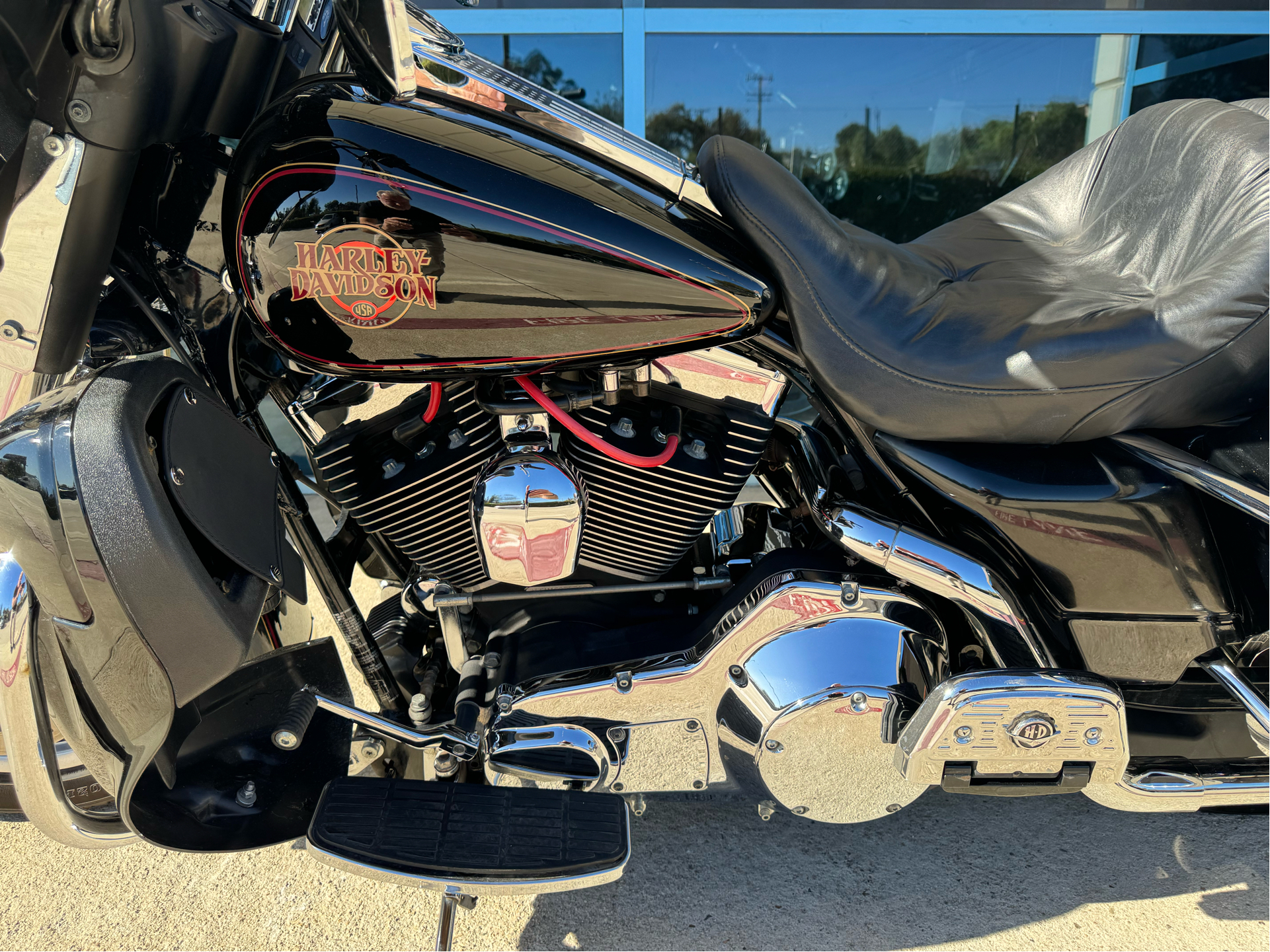 2001 Harley-Davidson FLHTC/FLHTCI Electra Glide® Classic in Temecula, California - Photo 12