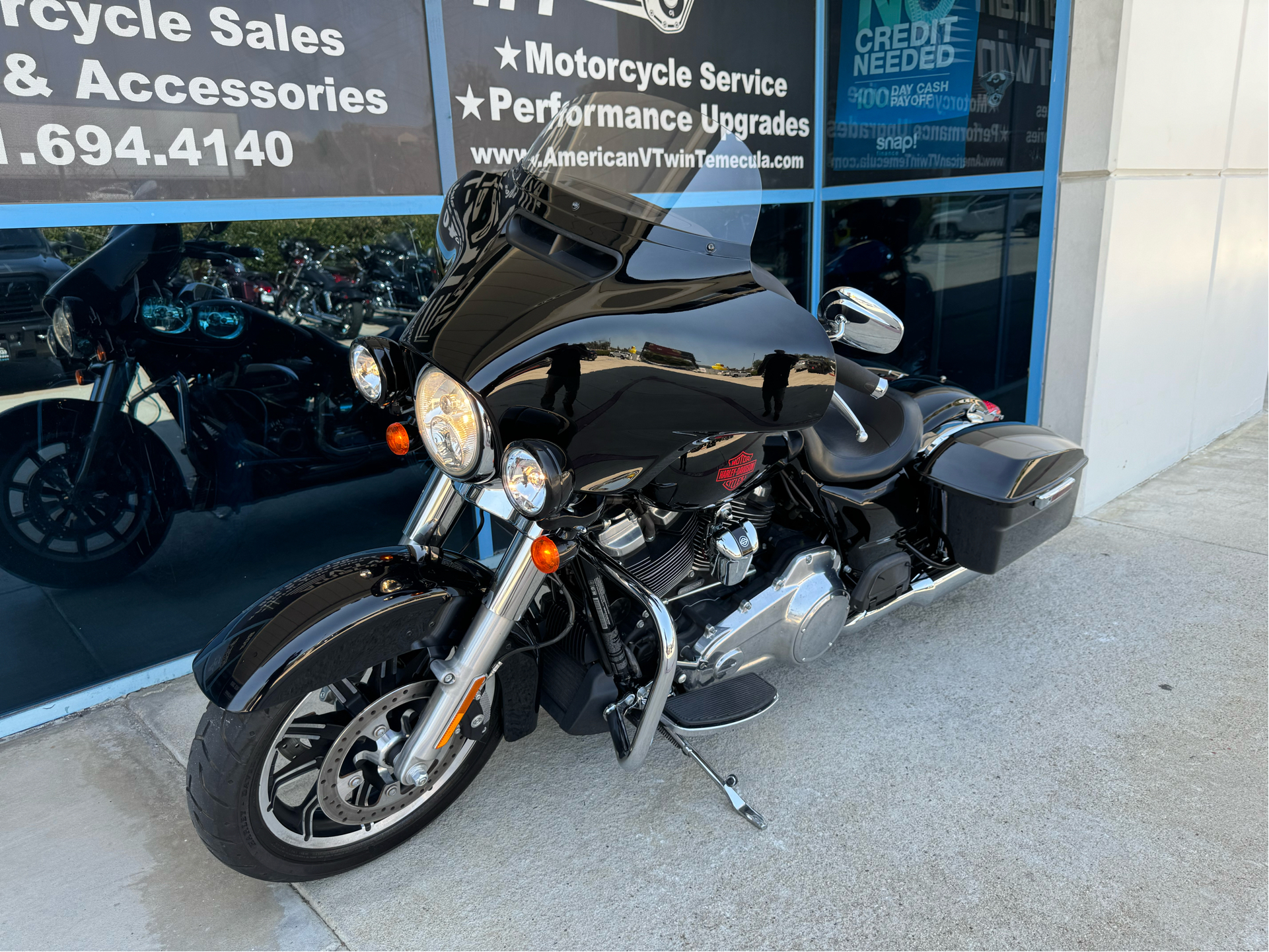 2020 Harley-Davidson Electra Glide® Standard in Temecula, California - Photo 8