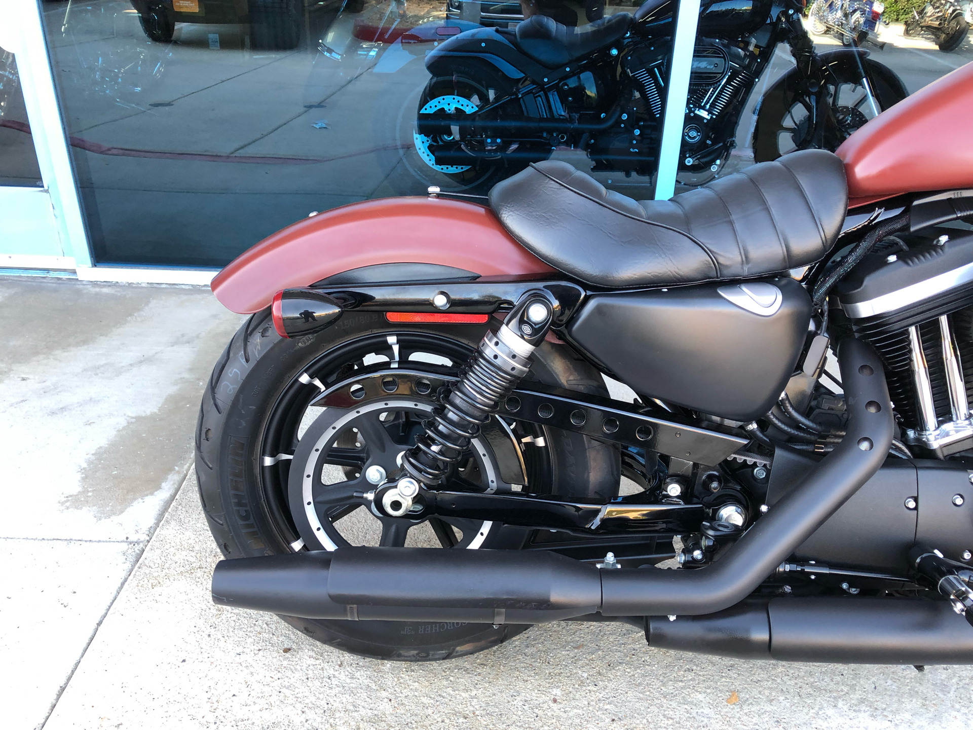 2017 Harley-Davidson Iron 883™ in Temecula, California - Photo 5