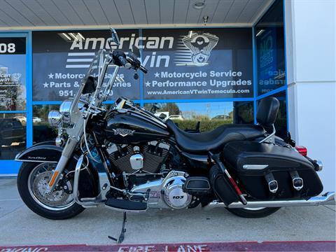 2011 Harley-Davidson Road King® Classic in Temecula, California - Photo 6