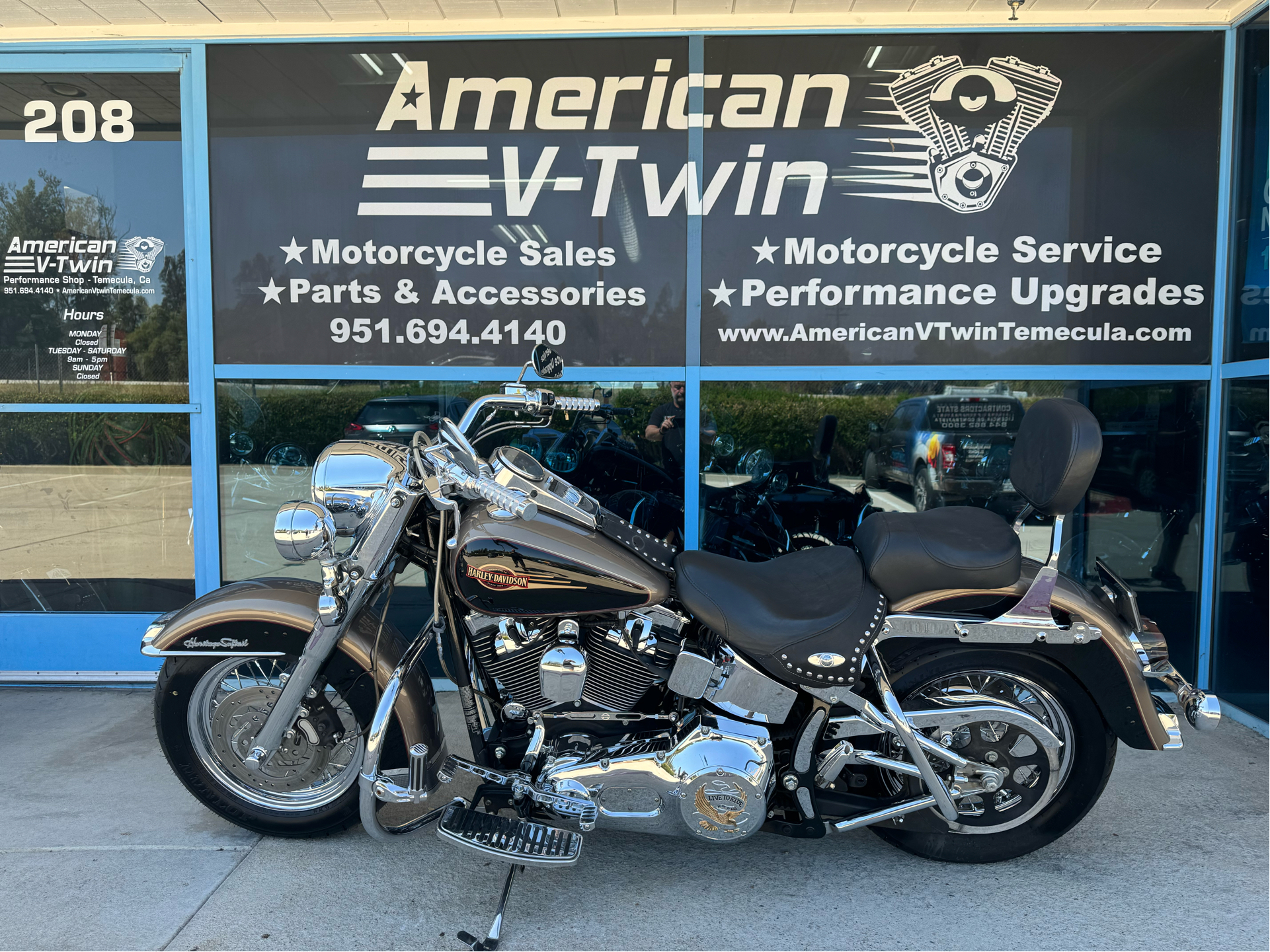 2005 Harley-Davidson FLSTC/FLSTCI Heritage Softail® Classic in Temecula, California - Photo 9