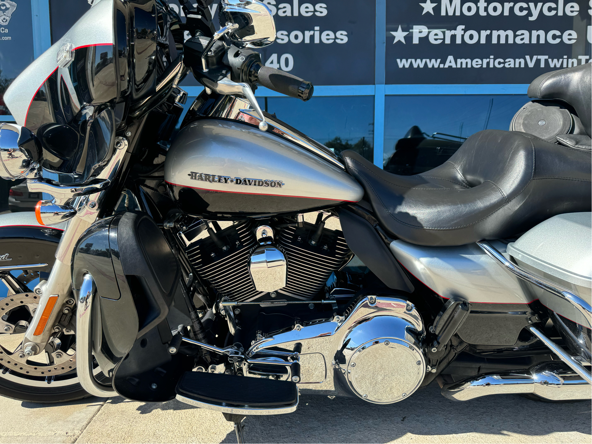 2015 Harley-Davidson Ultra Limited Low in Temecula, California - Photo 12