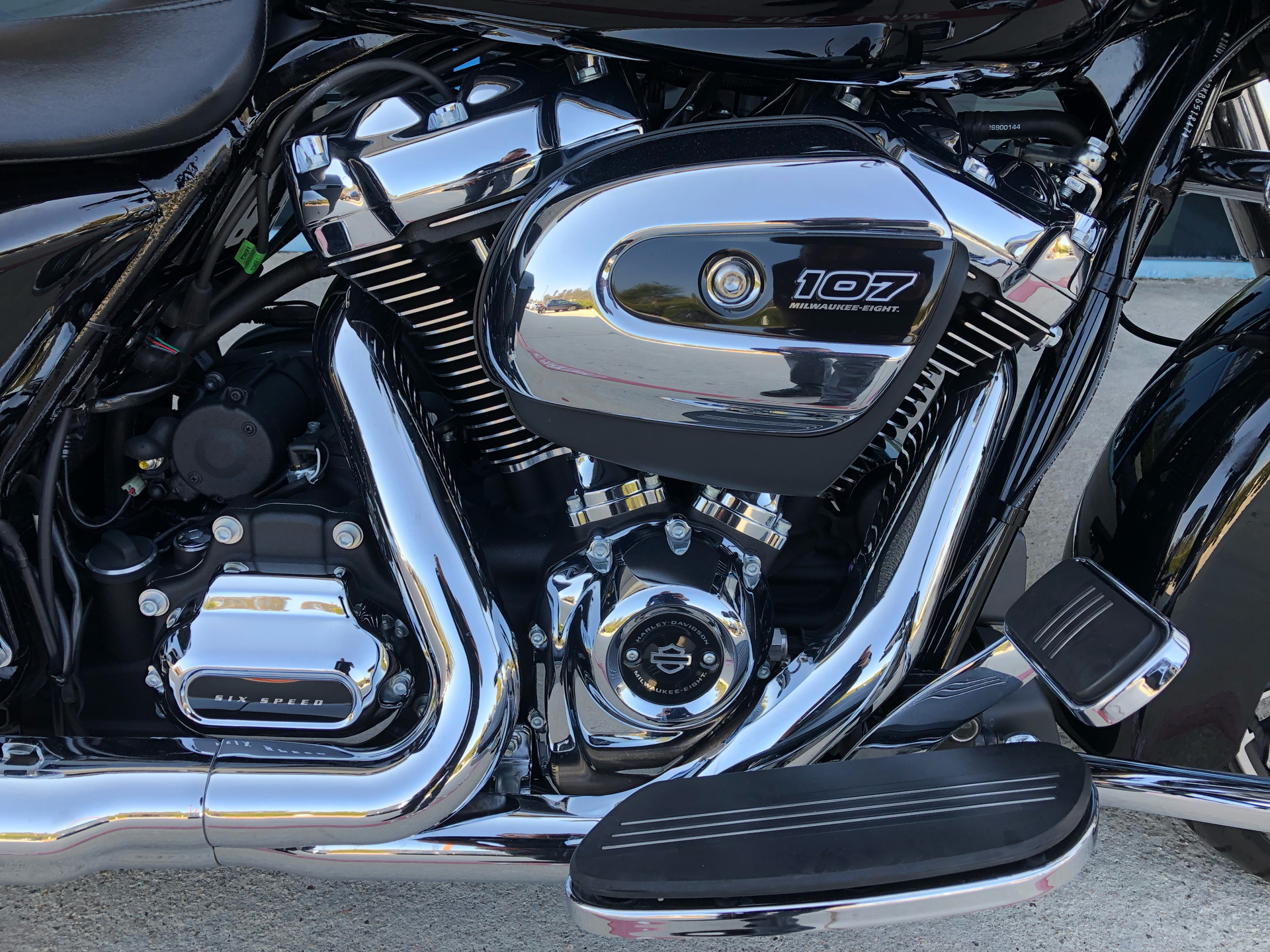 2019 Harley-Davidson Road Glide® in Temecula, California - Photo 7