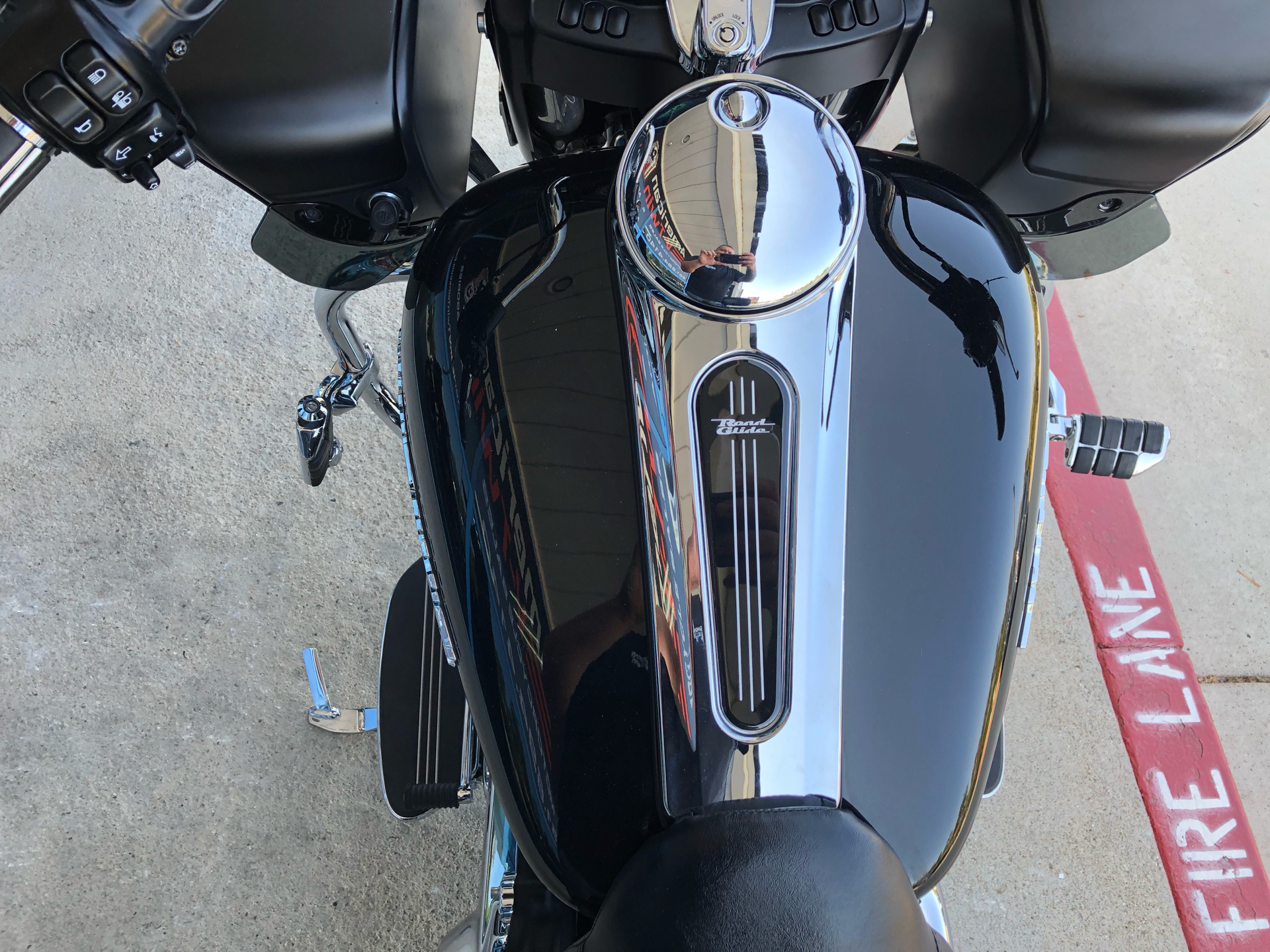 2019 Harley-Davidson Road Glide® in Temecula, California - Photo 12