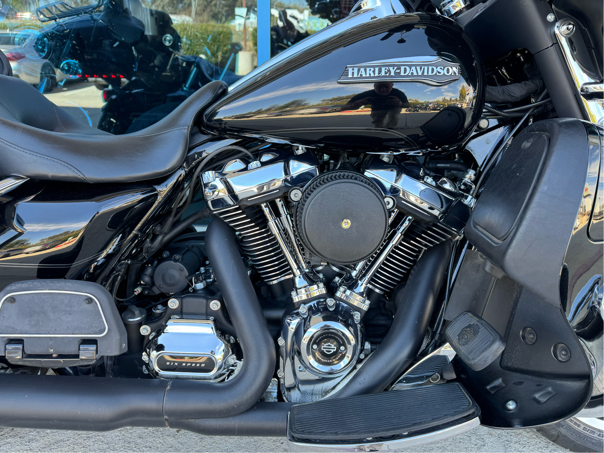 2019 Harley-Davidson Electra Glide® Ultra Classic® in Temecula, California - Photo 6