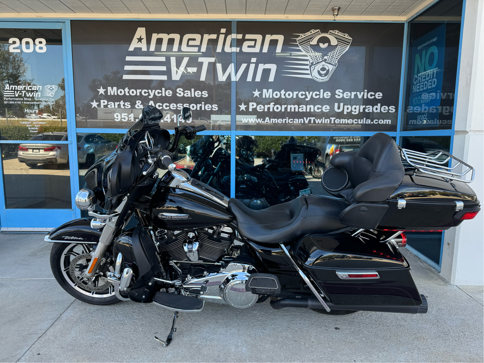 2019 Harley-Davidson Electra Glide® Ultra Classic® in Temecula, California - Photo 9