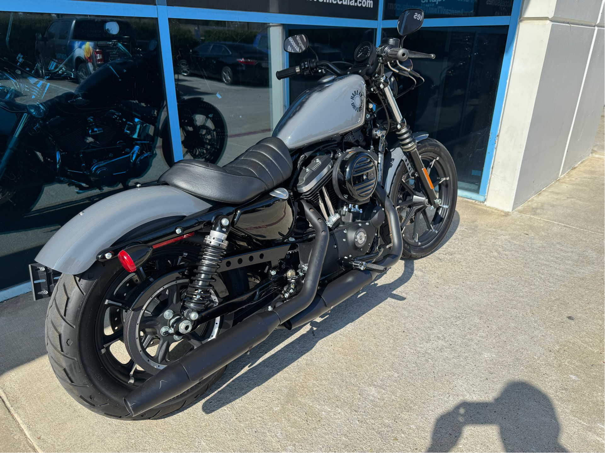 2022 Harley-Davidson Iron 883™ in Temecula, California - Photo 3