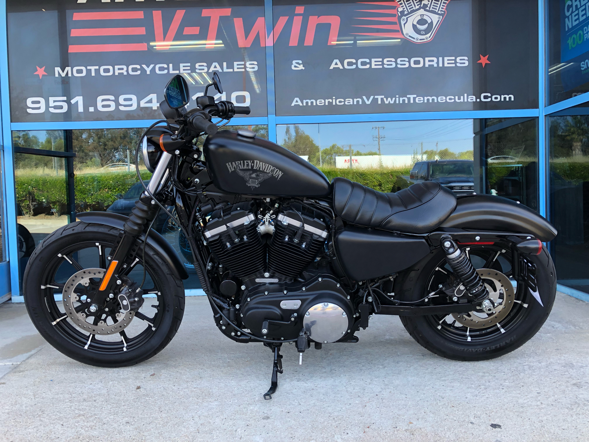 2017 Harley-Davidson Iron 883™ in Temecula, California - Photo 12